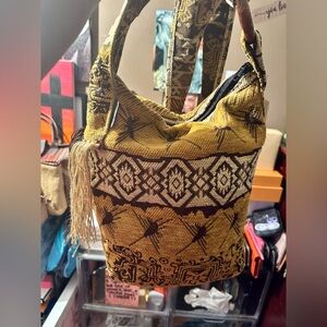 NWOT Aztec Print Woven Tapestry Shoulder Tote Bag